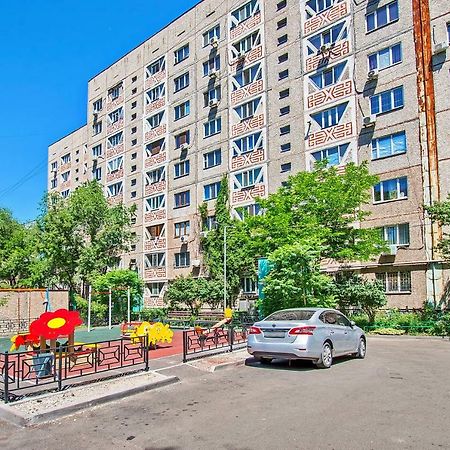 Cozy apartment on Rozybakiev 145. Atakent Almatı Dış mekan fotoğraf