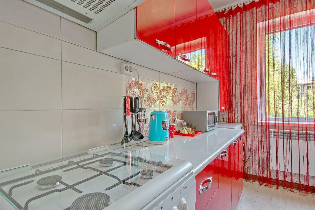 Cozy apartment on Rozybakiev 145. Atakent Almatı Dış mekan fotoğraf